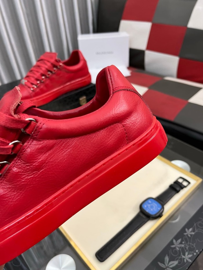 1:1 quality version Wrinkled Cowhide Leather Solid Color Sneakers 3 colors 28764543