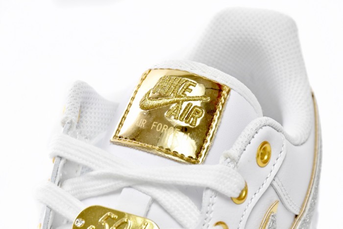N  Air Force 1 Low Platinum DD8959-100