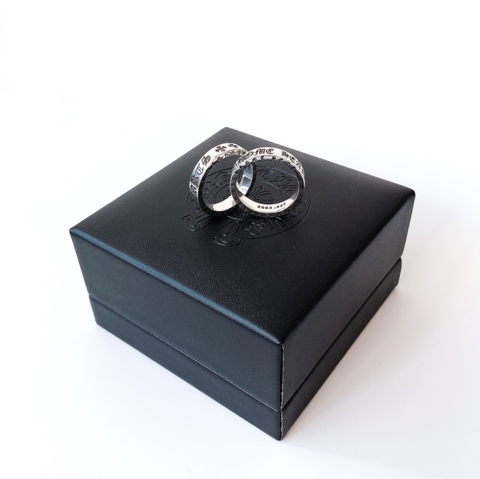 28220312 FOREVER Cross Ring【1 piece per box】