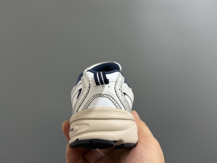 530 Leather Upper Elastic Band Dad Shoes for Kids 4 colors 28998742