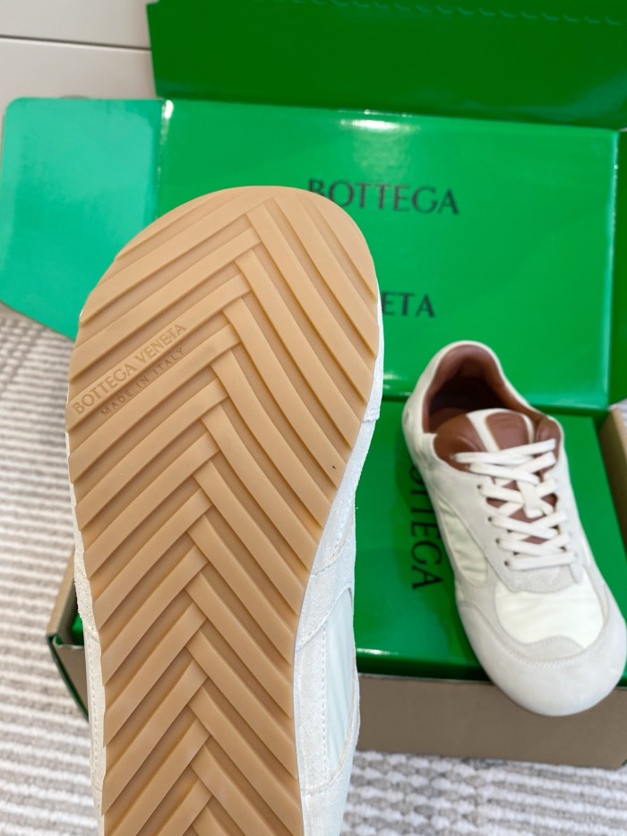 1:1 quality version 28165918 Suede Vintage Sneakers 4 colors