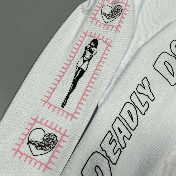 1:1 quality version Deadly Doll Co-branded Vine Graffiti Girl Print Waffle Knit Long Sleeve T-Shirt 2 colors 29093488