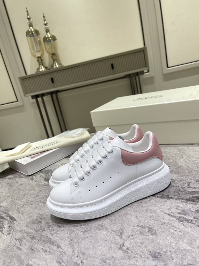 1:1 quality version 28314988 Leather Shoes Tail Logo Printed White Shoes 9 colors