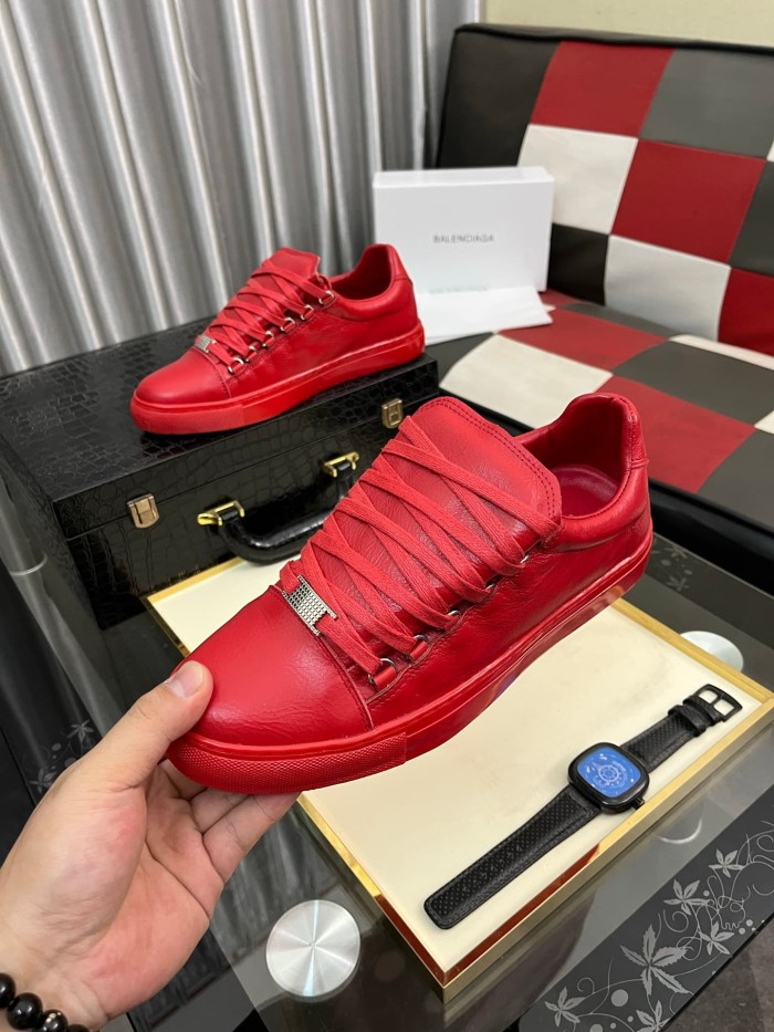 1:1 quality version Wrinkled Cowhide Leather Solid Color Sneakers 3 colors 28764543