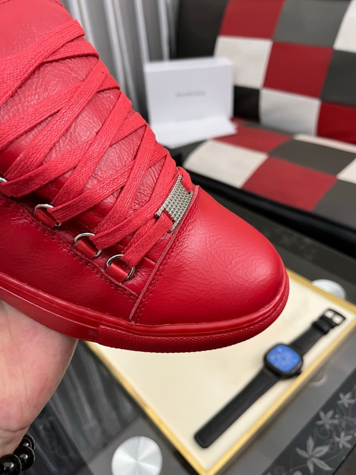 1:1 quality version Wrinkled Cowhide Leather Solid Color Sneakers 3 colors 28764543