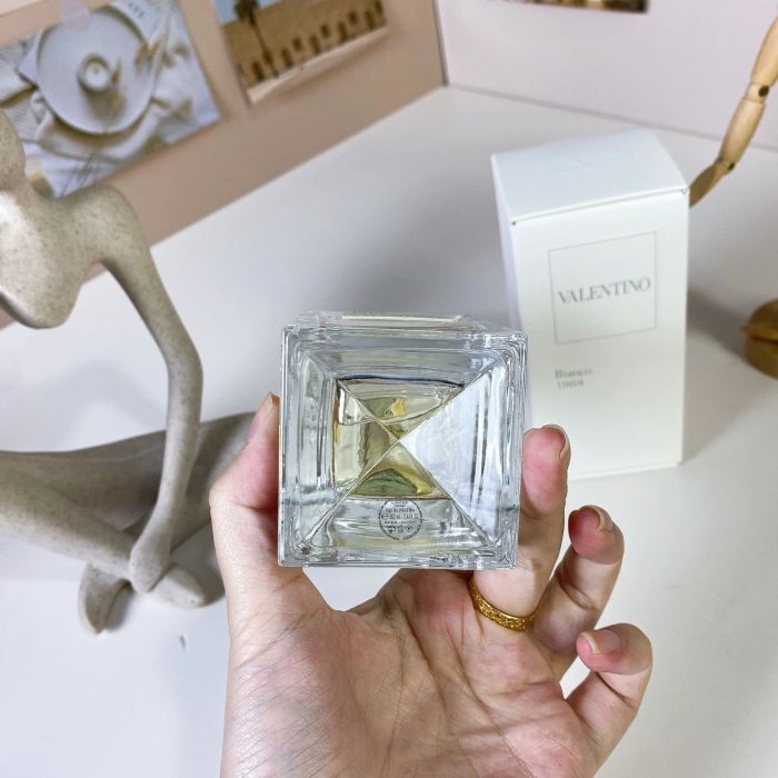 V@lentino Bianco 1968 Perfume 28675347