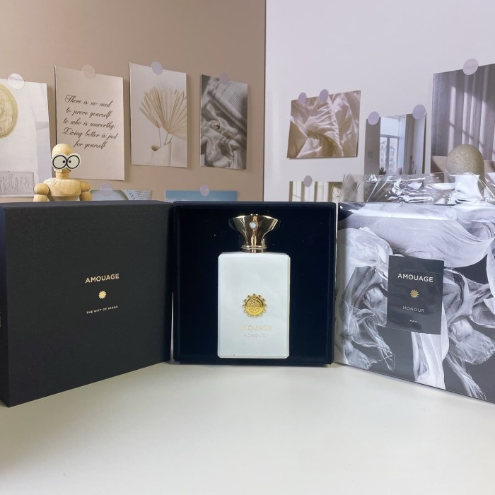 Amouage Honour Man Eau de Parfum, 2011 28927275