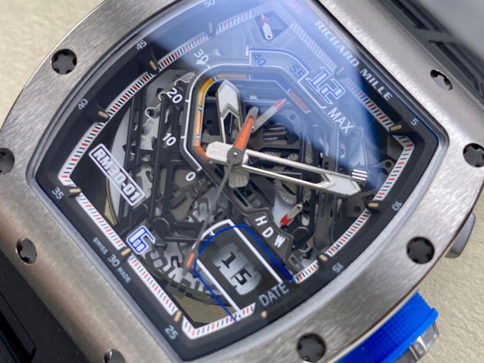 1:1 quality version Skeleton Dial Blue-Tinted Mirror Mechanical Movement Watch【Dial diameter：41mm 】28771518