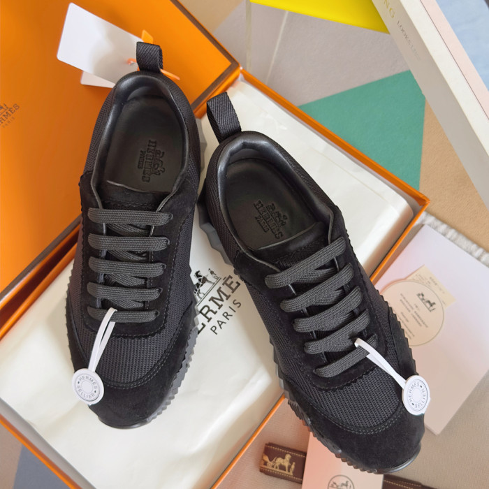 [plus-size shoes]Bouncing Black & White Couple Style Suede & Mesh Breathable Sneakers 2 colors 29085299