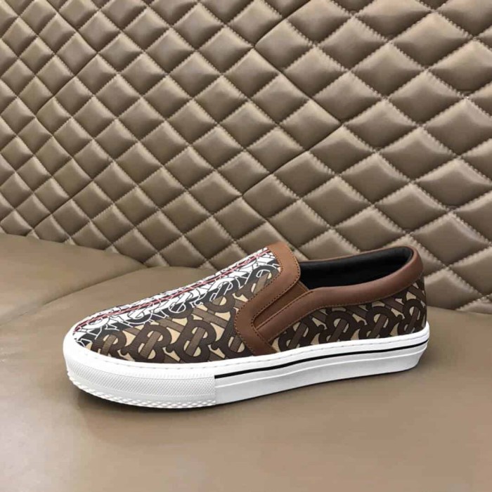 BURB5RRY LEATHER VINGATE SNEAKER- BBR81