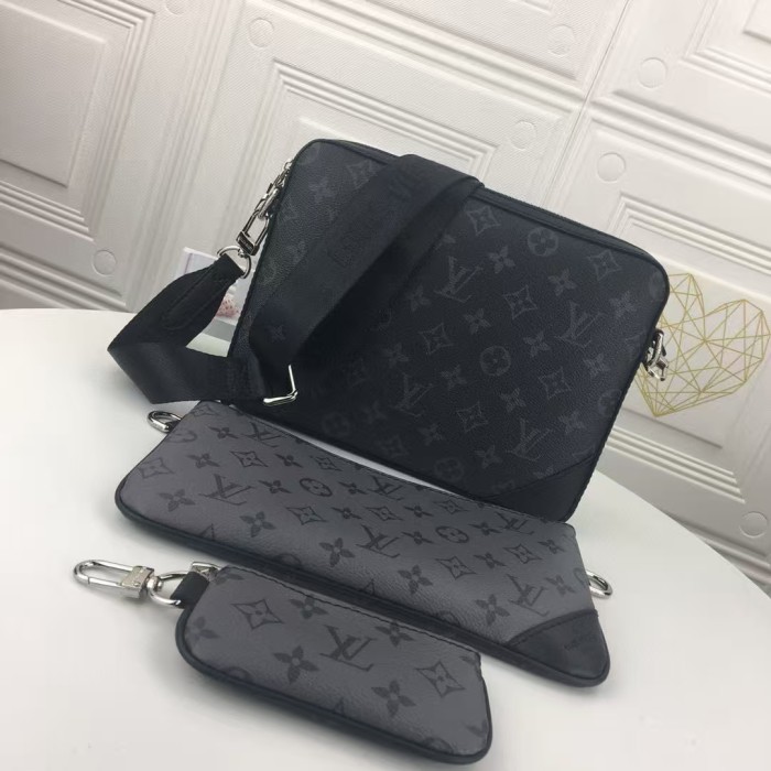 Black Floral Square Crossbody Bag 28683544