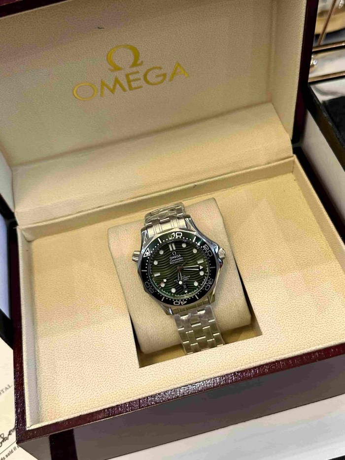 Seamaster Series Dark Green Curved Dial Mechanical Movement Watch【Dial diameter：40mm】28841676