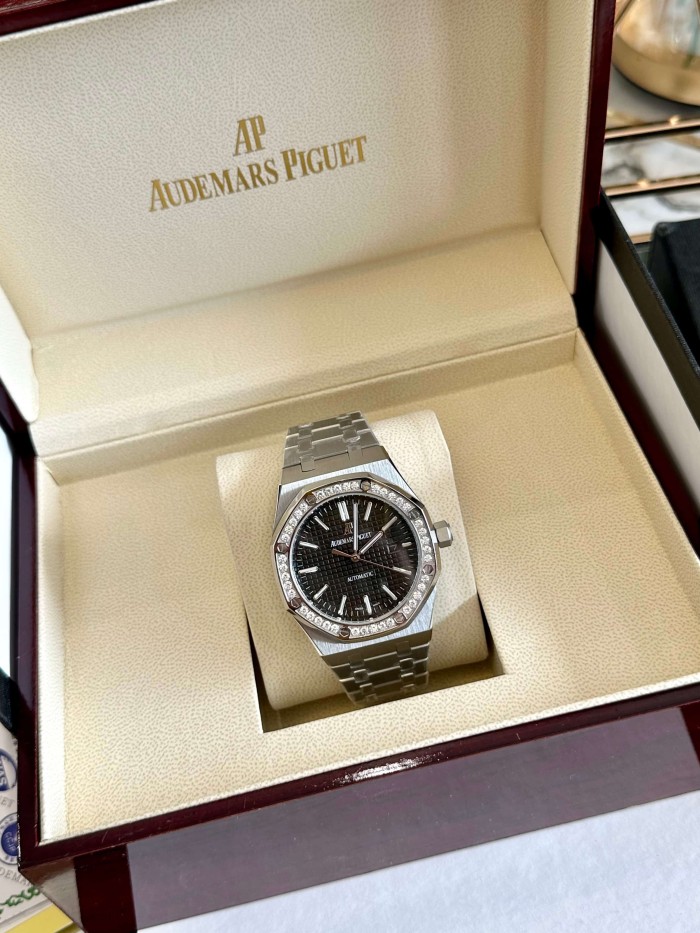 Royal Oak Collection  Watch【Dial diameter：40mm 】28763560