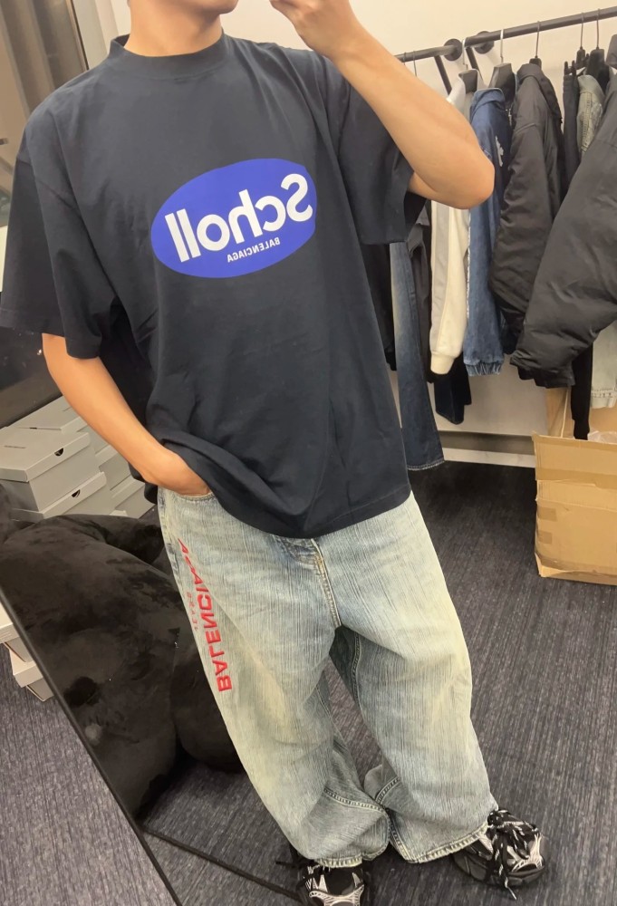 1:1 quality version 28429082 Red logo embroidered denim jeans