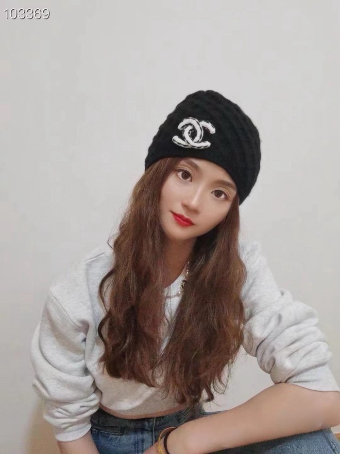 1:1 quality version Two Color Letter Logo Pineapple beanie 2 colors