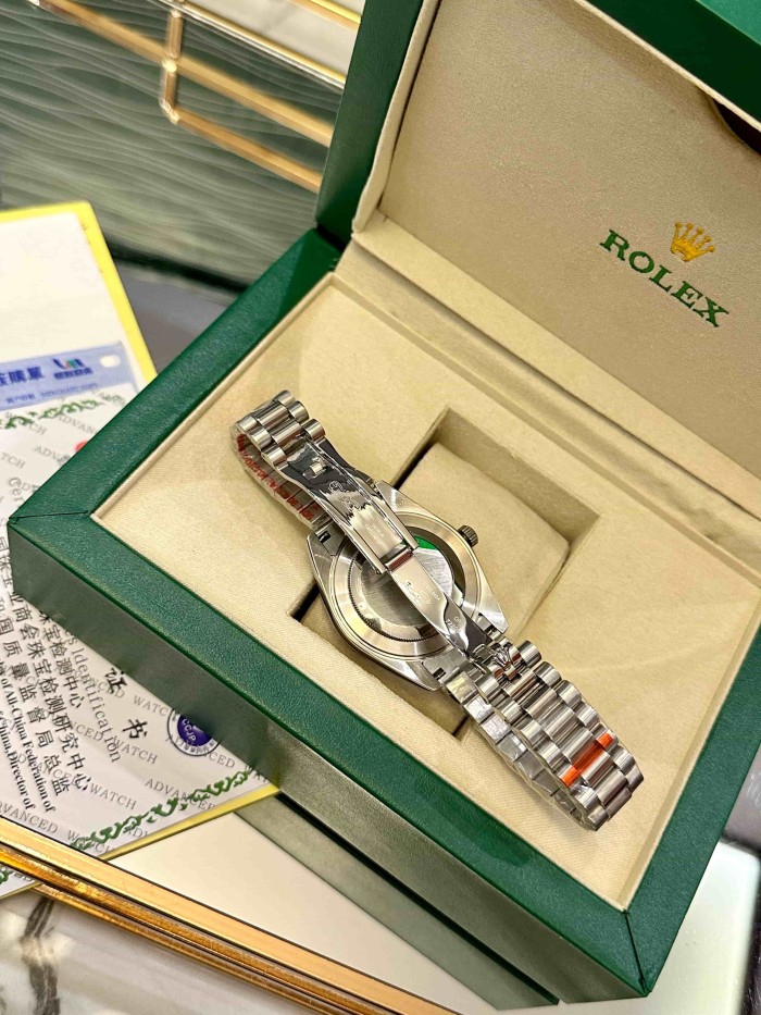 Crystal Mirror Finish Steel Strap  Watch【Dial diameter：40mm 】28763220