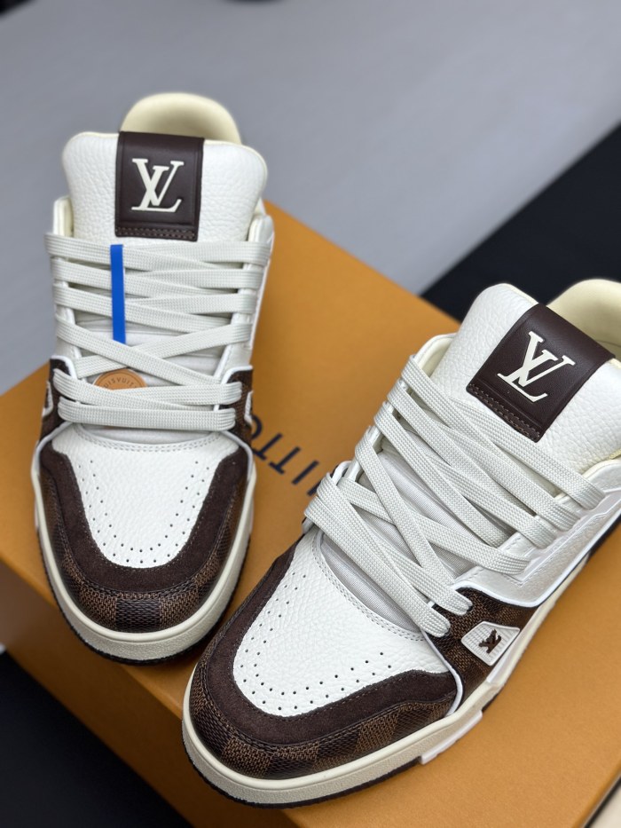 1:1 quality version Trainer Round Toe Lace-Up Low-Top Skate Shoes White Brown Black 28599100