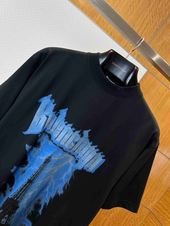 1:1 quality version Ice Blue Spike Gothic Font Eiffel Tower Printed T-shirt 29077527