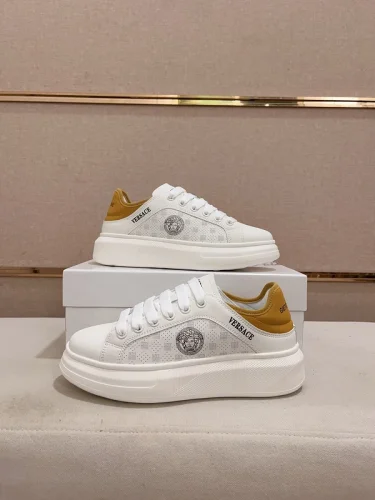 VERS@CE SNEAKERS   VS75