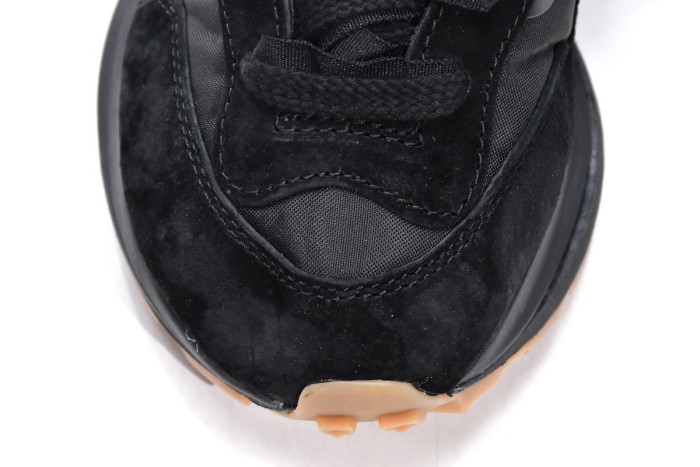 N Vaporwaffle sacai Black Gum DD1875-001