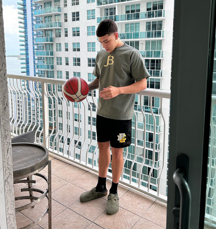 Gradient Logo Mesh Basketball Shorts 6 colors