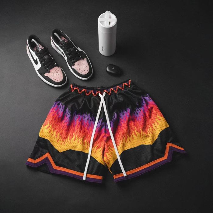 [buy more save more]Colorful Landscape Print Shorts 6 colors