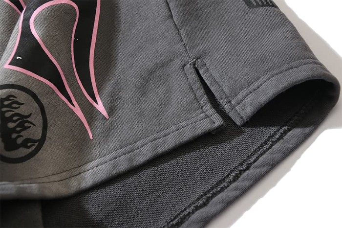 Pink Outline Flame Print Washed Shorts 29035474