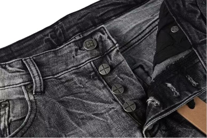 1:1 quality version Ragged Pattern Ripped Jeans 28700615