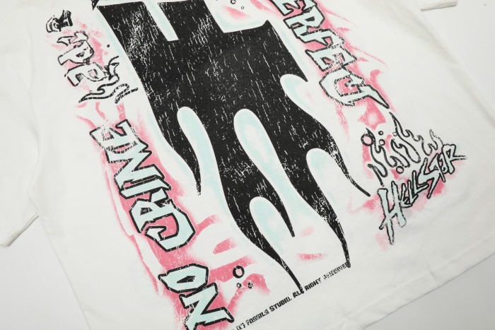 Pink & Green Graffiti Masked Figure Print Washed Tee 2 colors 29090174