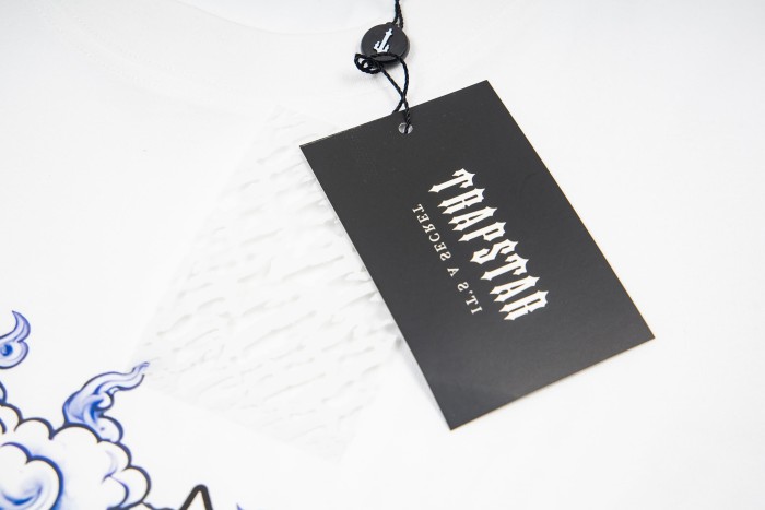 Trapstar Streetwear Tee with Blue Samurai & Cloud Print T-Shirt 2 colors 29069449