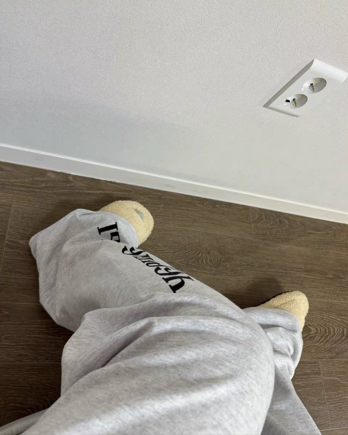 28418905 Russian slogan Sweatpants 2 colors