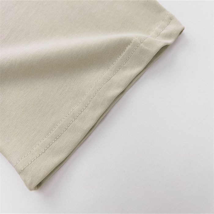 Gold powder letter print T-shirt