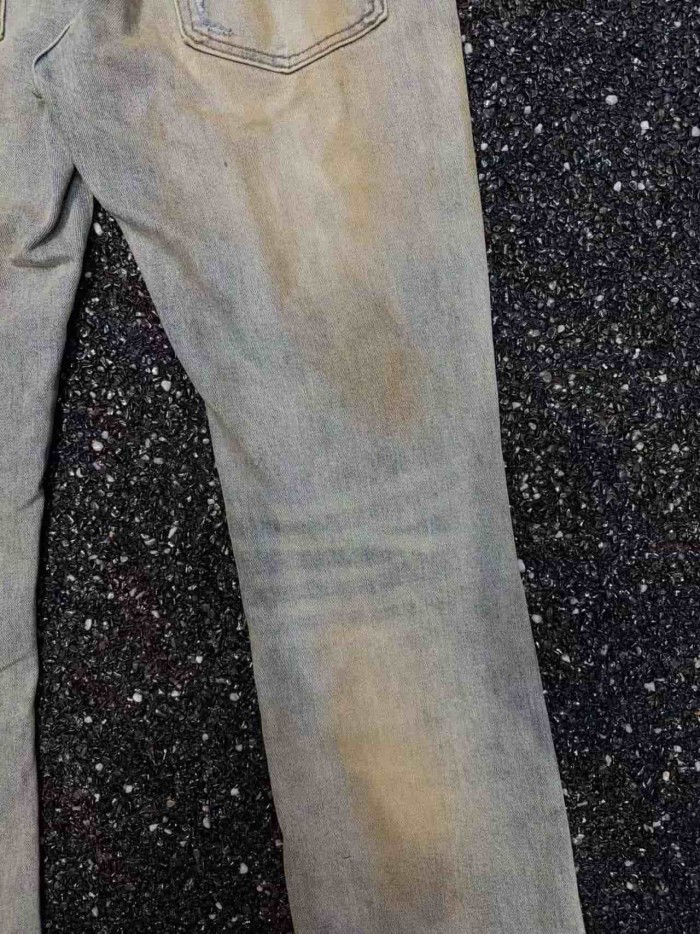 1:1 quality version Beaded Hem Mud Dyed Flared Ripped Jeans 29080655