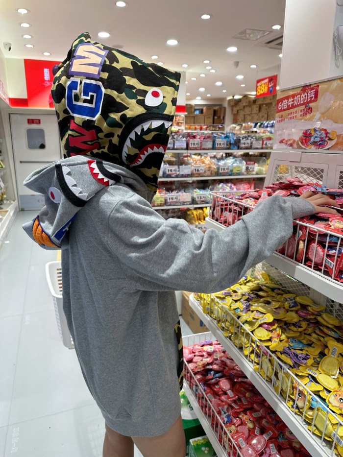 1:1 quality version 28367261 Camouflage Patchwork Double-Headed Shark Zipper Hoodie 2 colors