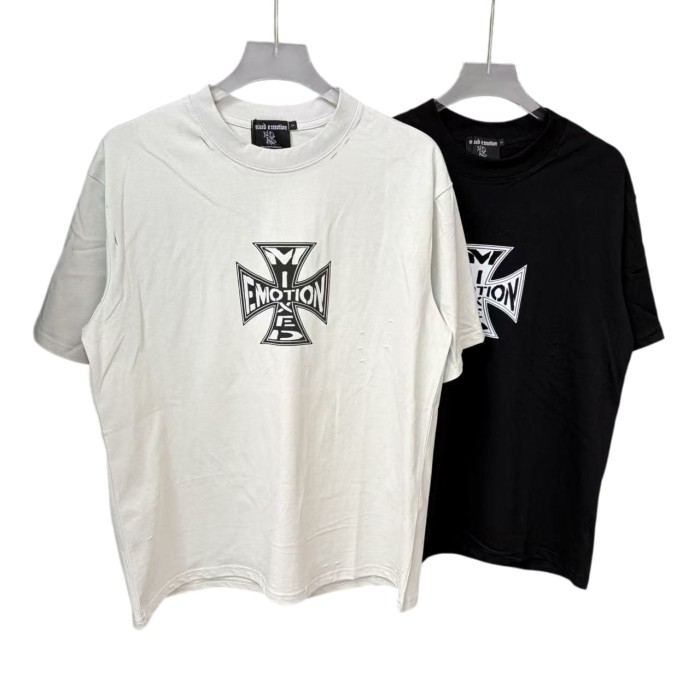 Cross Print Vintage T-Shirt - Distressed Washed Streetwear tee 2 colors 28978760