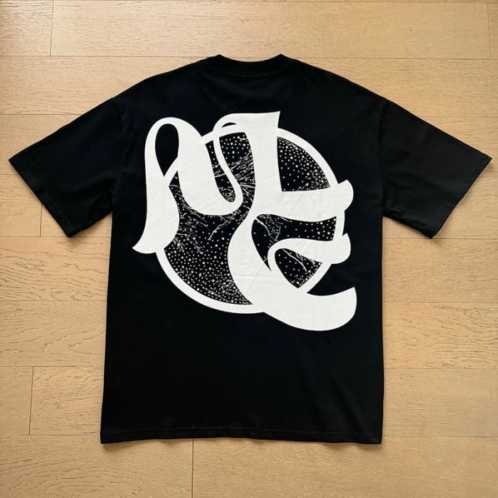 Blindfolded Cupid Brick Wall Rhinestone Print Washed Tee 29105647