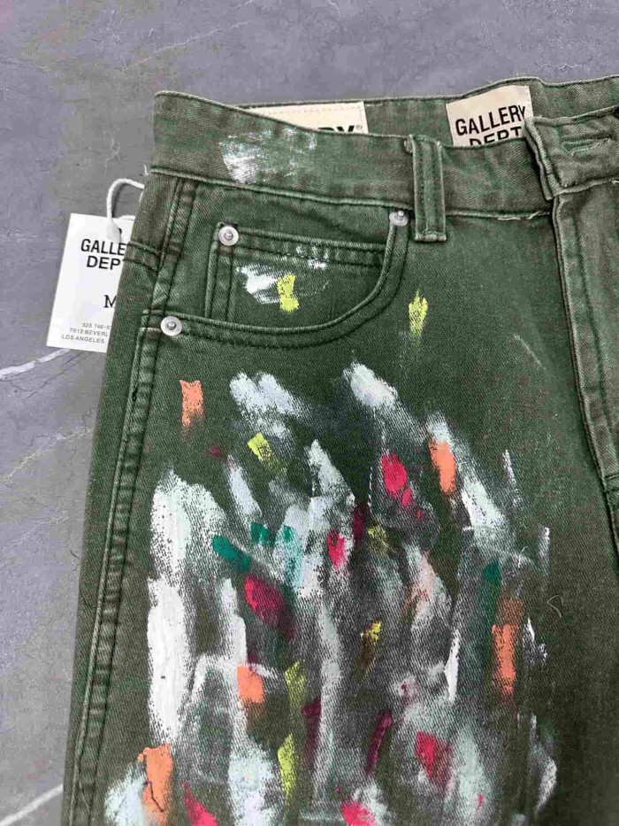 Street Style Color Splash Denim Shorts 29047338