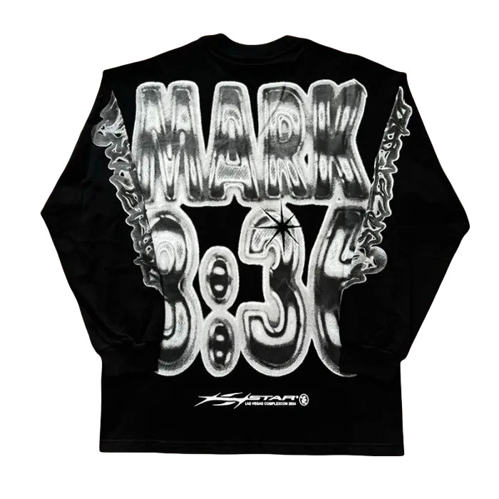 Back score printed long sleeve T-shirt