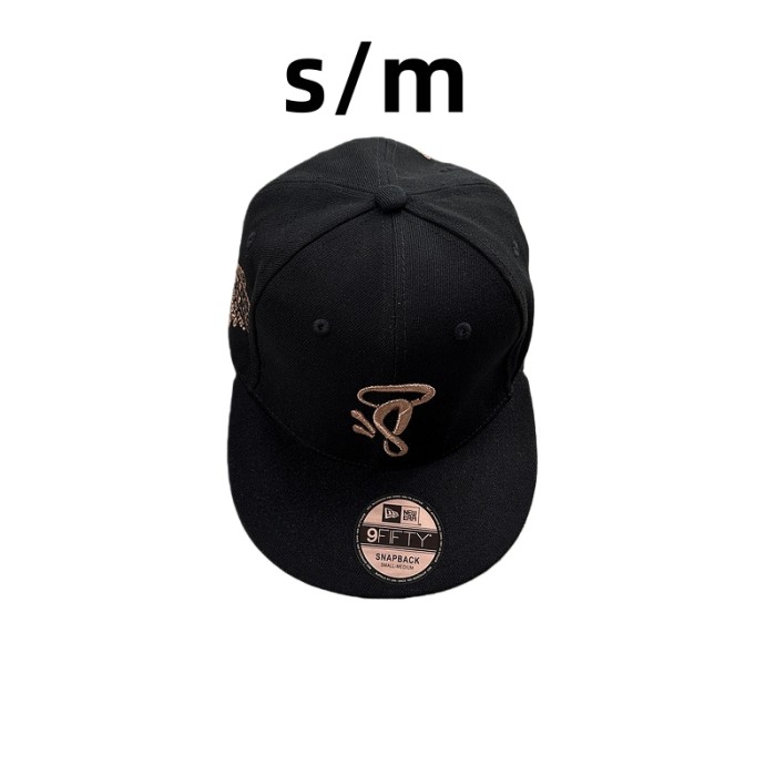 1:1 quality version Letter Embroidered Adjustable Flat-Brim Baseball Cap 7 colors 28654018