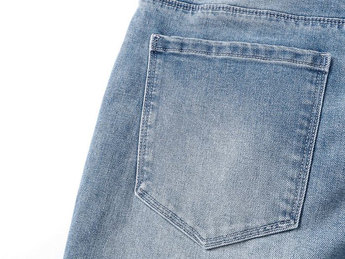 Embroidered Logo Distressed Jeans 28750121