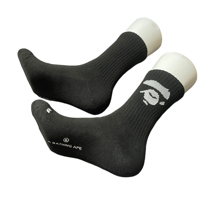 28351352 Ape Jacquard Sports Socks 2 colors