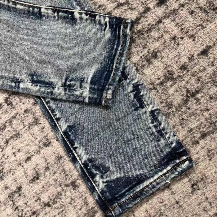 1:1 quality version White Flock Ripped Washed Slim-fit Jeans 29091966