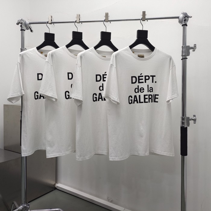 [Big & Tall for weights up to 260 lbs]1:1 quality version Large logo short sleeve on front tee