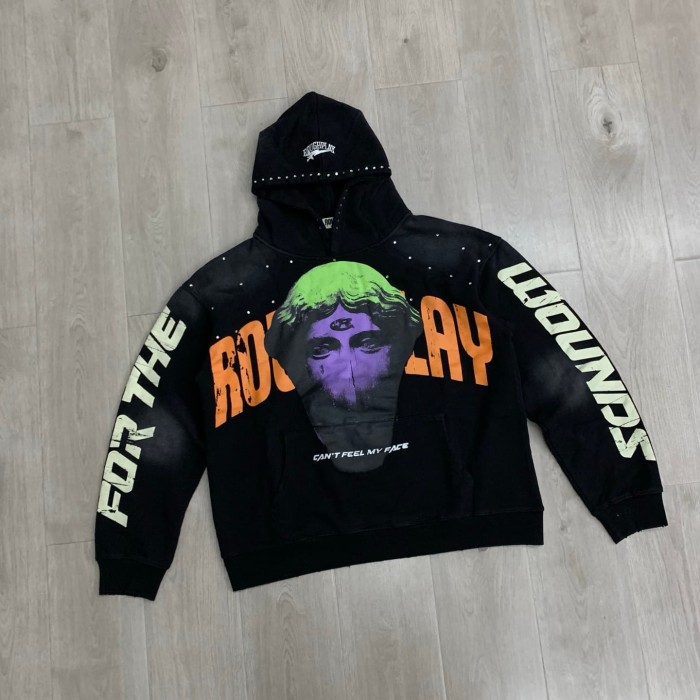 Oversized Heavyweight Streetwear Hoodie with Graffiti Statue Print 29069017