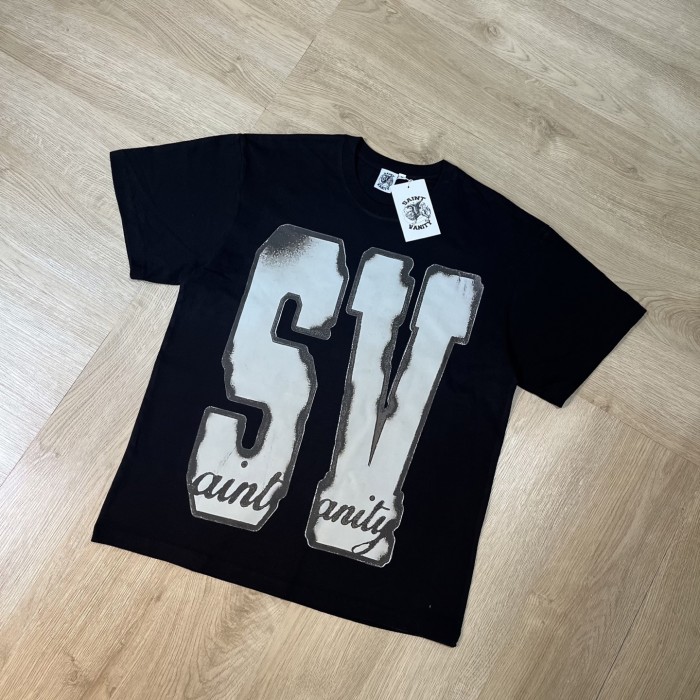 Huge SV initials + handwritten cursive font at the bottom, heavyweight pure cotton T-shirt 29064409