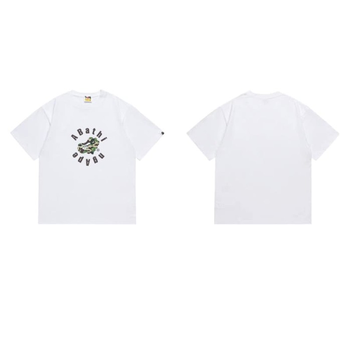 Arc-shaped letters surrounding a love heart camouflage print T-shirt 2 colors 29054209