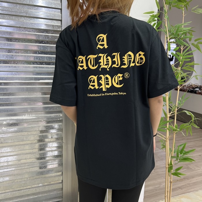 1:1 quality version 28216586 Sanskrit letter printed color-blocking Tee 2 colors
