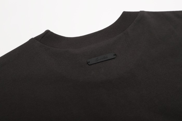 Curved cursive script letter, brown, loose-fitting, drop-shoulder, short-sleeved T-shirt 4 colors 29053727