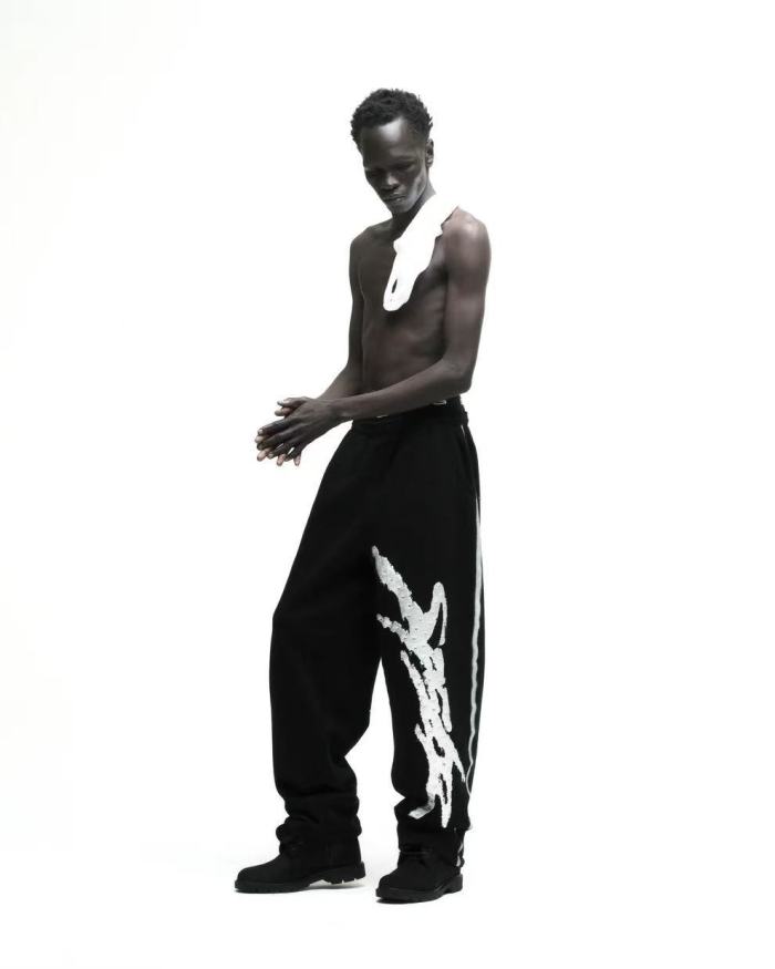 [Big & Tall for weights up to 220 lbs]1:1 quality version Silver Brush Rhinestone Black Hoodie & Pants Set 28893166