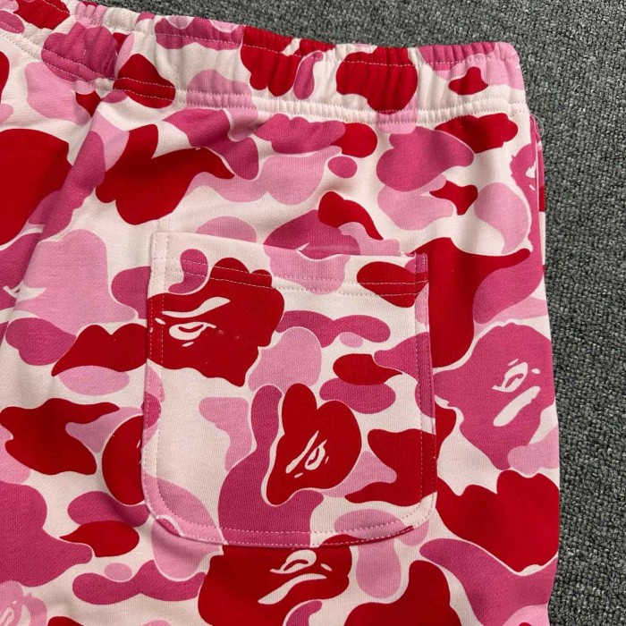 Pink Camouflage All-over Shark Print Casual Cotton Shorts 29060857